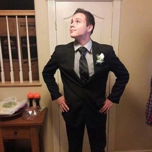 Meet your Posher, Eli